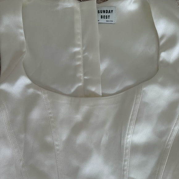 Aritzia Sunday best bustier top white - Picture 2 of 4